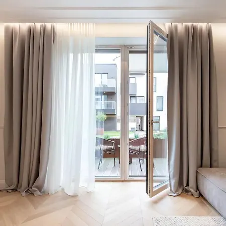 Spacious Luxury Apt With Terrace Old Town/paupys Apartment