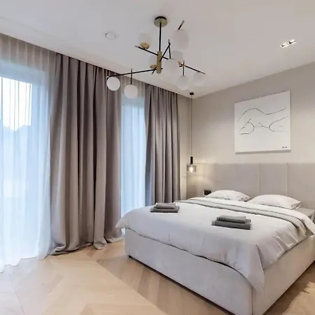 شقة Spacious Luxury Apt With Terrace Old Town/paupys *